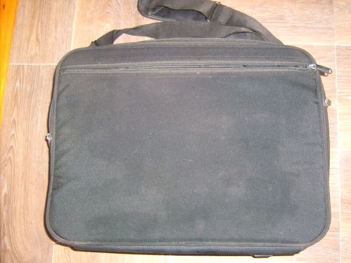 Laptop bag