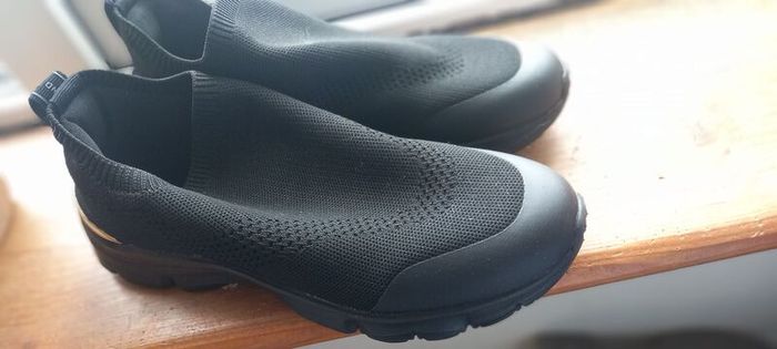 ladies trainers xti new