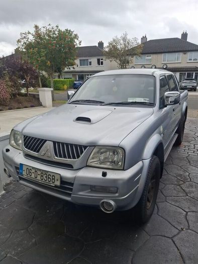 mitsubishi l200  head gasket gone