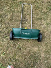 Lawn seed spreader