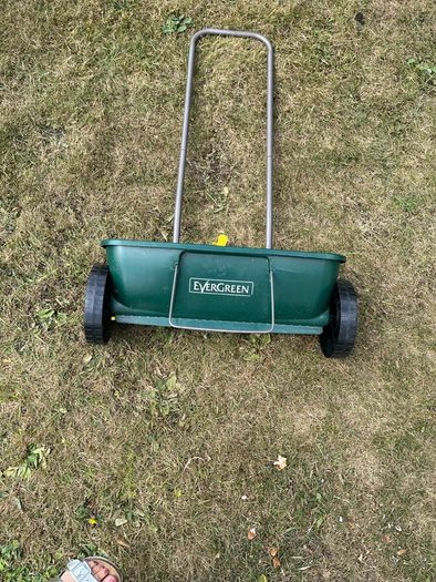 Lawn seed spreader