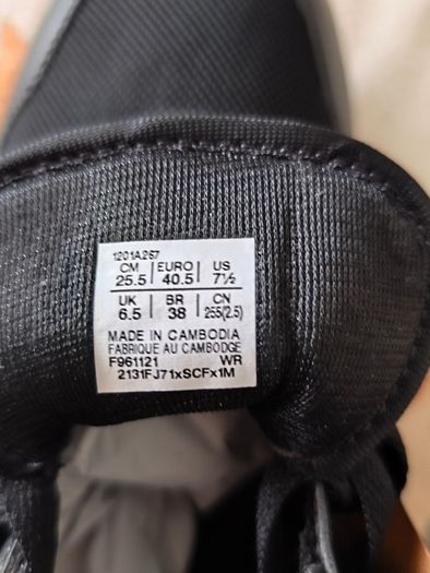 ASICS Tiger Runner Black Sour Yuzu