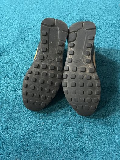 nike runners leather