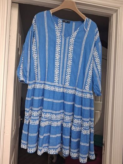Ladies dress