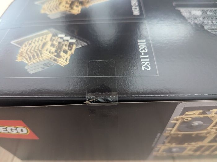 Lego Notre Dame de Paris 21061
