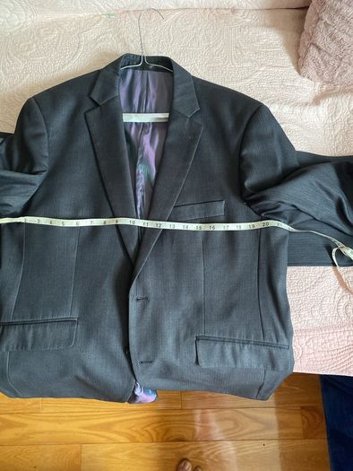 Daniel Grahame 2 piece suit size 42S like new CLEAR OUT
