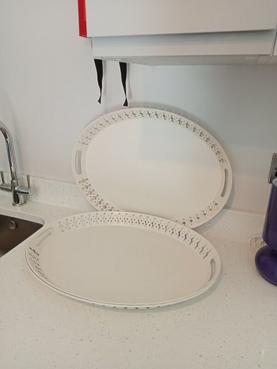 4 Trays (52cm x 39cm)