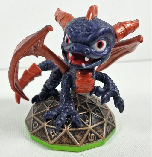 Selection Of skylander figures