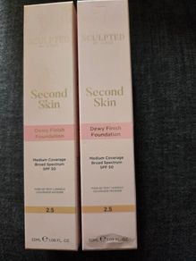 Sculpted by Aimee Second Skin foundation dewy shade 2.5