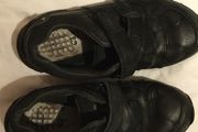 Boys black Clark shoes Size 11.5G