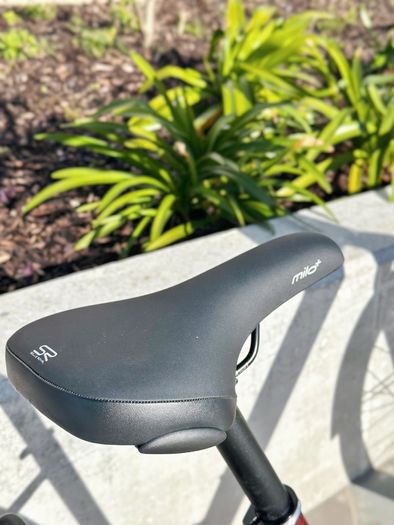Orbea Optima E50 Electric Bike (Size M)