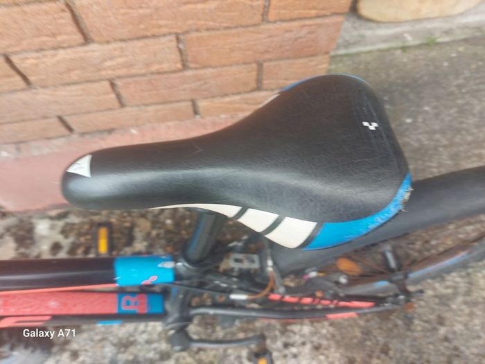 CUBE Kids  Bicycle in excellent condition