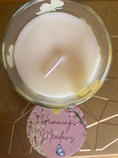 Wax Lyrical candle. 204g. Up to 42hrs burn time. New