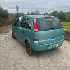 2005 Opel Meriva