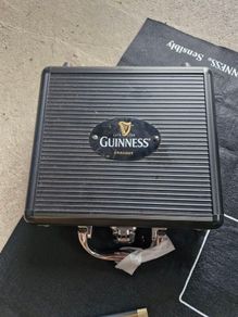 Guiness poker set