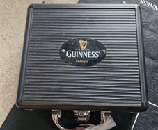 Guiness poker set