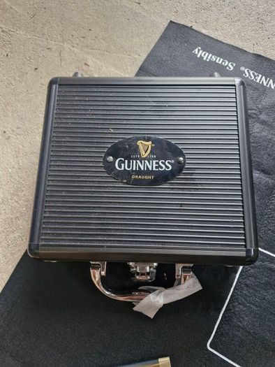 Guiness poker set