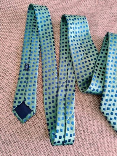 Charvet silk designer tie made in France in good condition with a small crease see last photo FREE STANDARD POSTAGE INCLUDED