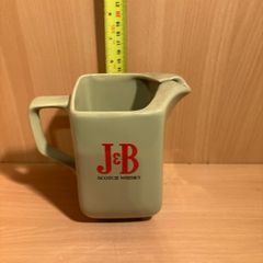 Pub jug J & B