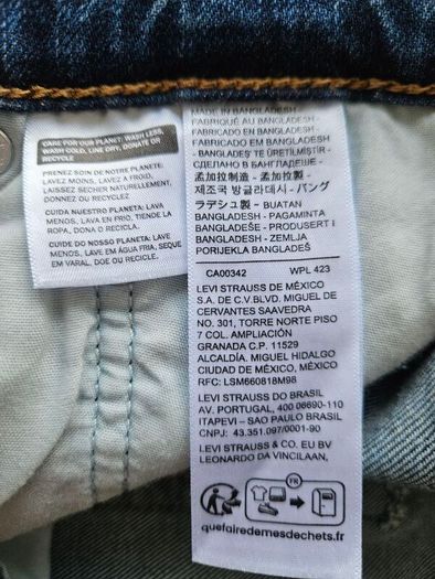 levis ribcage straight ankle jeans