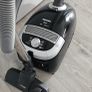 I repair a Miele vacuum cleaner. Image 4