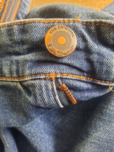 Ben Sherman cotton denim jeans 40 waist and 30 leg in very good condition with no issues see last two photos for exact measurements FREE TRACKED POSTAGE INCLUDED