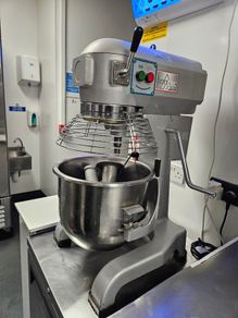Planetary mixer - 20 Ltr - Finntec branded (same machine as Banks mixer brand)