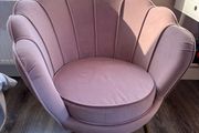 Pink velvet shell chair