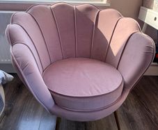 Pink velvet shell chair