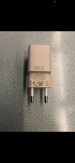 25 watt PD Fast Charger Hub Wall Power Adapter usb c usb a iPhone apple Samsung lg Huawei Sony Motorola