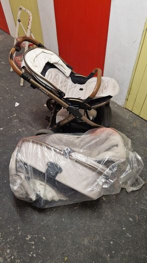 BabyStyle Oyster 2 Pushchair Bundle