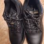 Dunlop womens safety shoes, size 5 and a half Image 5