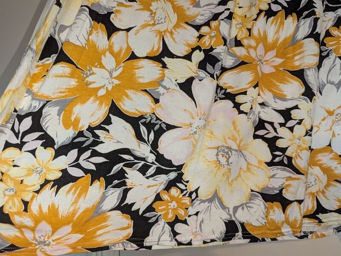 Gorgeous Noemie floral floor sweeping maxi skirt