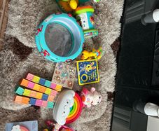 toys