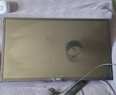 32in Tv with remote