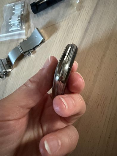 Apple Watch Series 10, 42mm Natural Titanium, Cellular