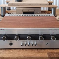 LEAK Delta 30 amplifier stereo HIFI