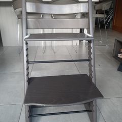 Stokke Tripp Trapp High Chair Bundle- Excellent Condiont