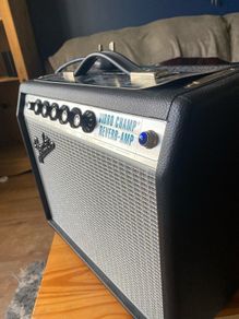 Fender 68 Custom Reverb Vibro Champ