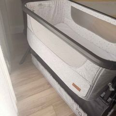 Baby Elegance Co-Glide Electric Bedside Crib