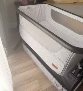 Baby Elegance Co-Glide Electric Bedside Crib