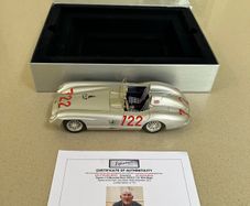 Mercedes 300 SLR signed by Sir Stirling Moss with COA 1/18