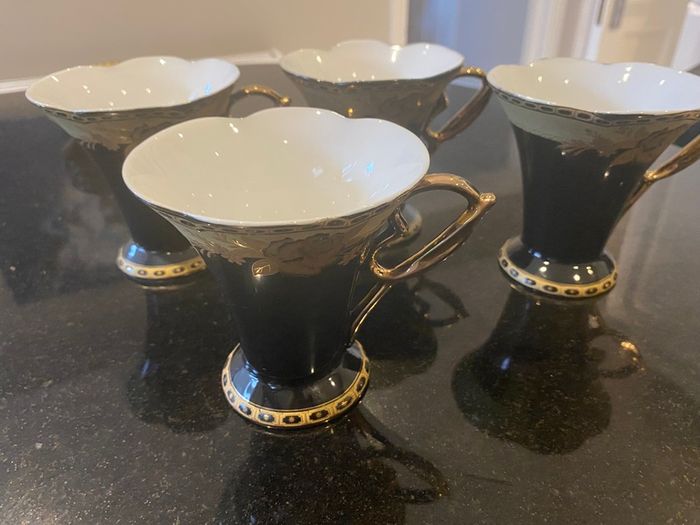 MGH Japanese vintage cups and saucers