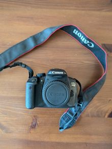 Canon 700d Camera and Rode Video Pro Mic Kit