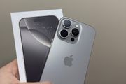 Apple iPhone 16 pro 128gb natural titanium unlocked