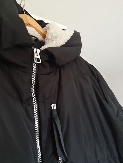 Black warm  jacket / coat