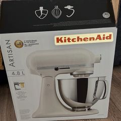 KitchenAid Artisan 4.8L Stand Mixer Porcelain White
