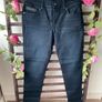 jeans  bnwot Levi Demi curve range size w29 Us 8 Image 4