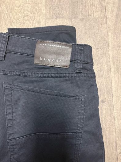 Bugatti Jeans Navy 36 x 32 New