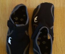 Swimming lightweight water shoes UK size 1/ EUR 33